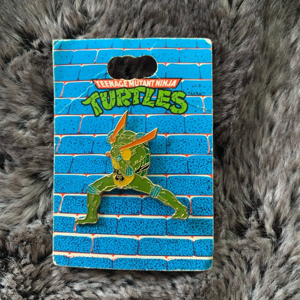 1990 Teenage Mutant Ninja Turtles Collector Pins Mirage Leonardo